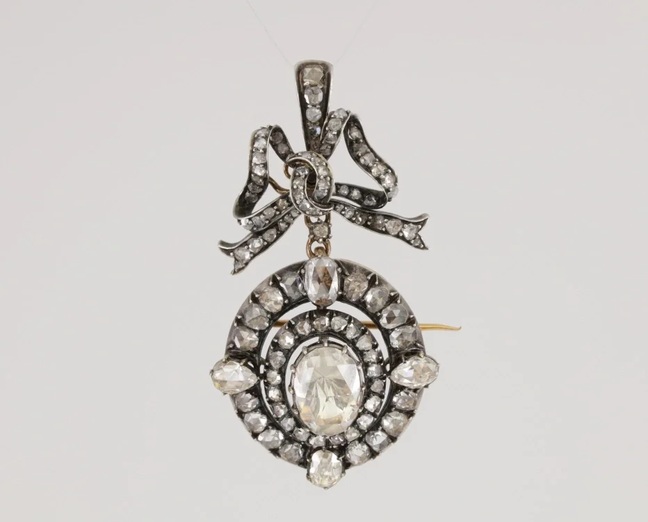 Turntable image 119