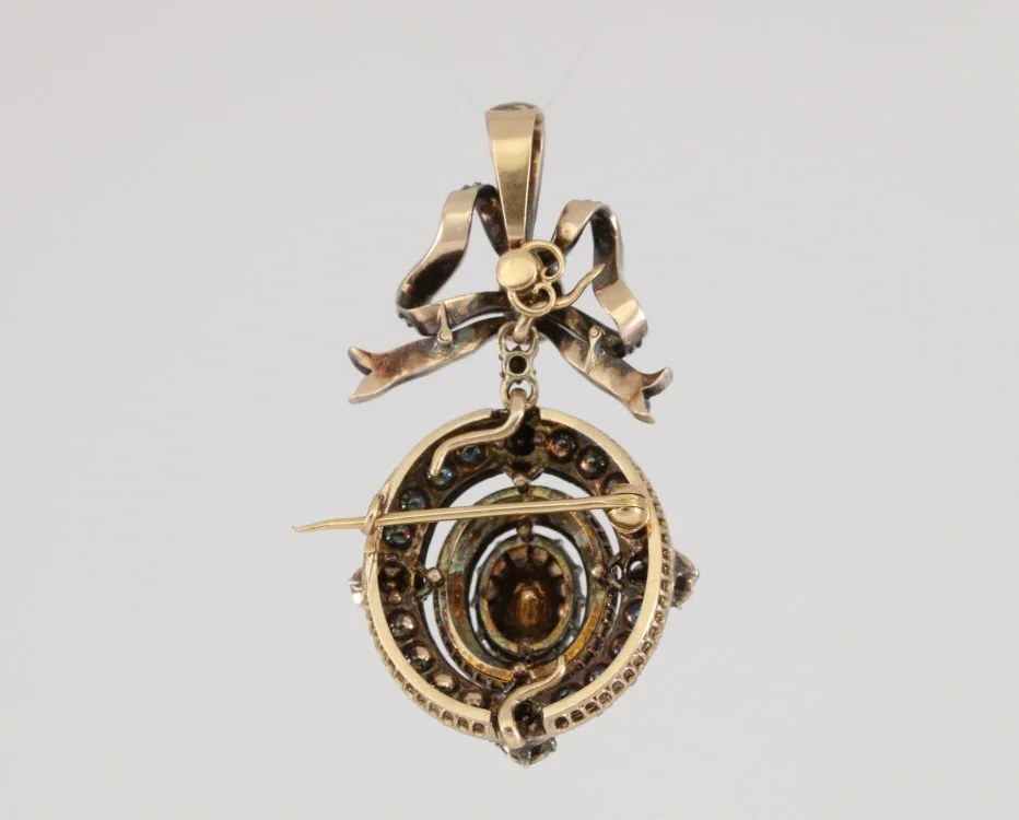 Turntable image 57