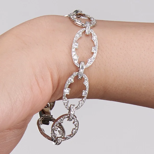 Close up of Art Deco - Belle Epoque Diamond Bracelet