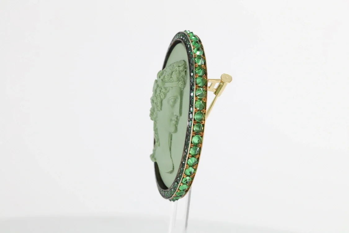 Turntable image 71