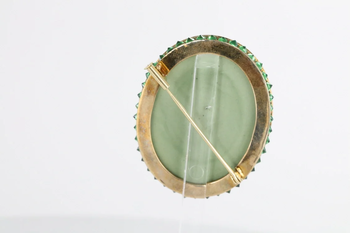 Turntable image 43