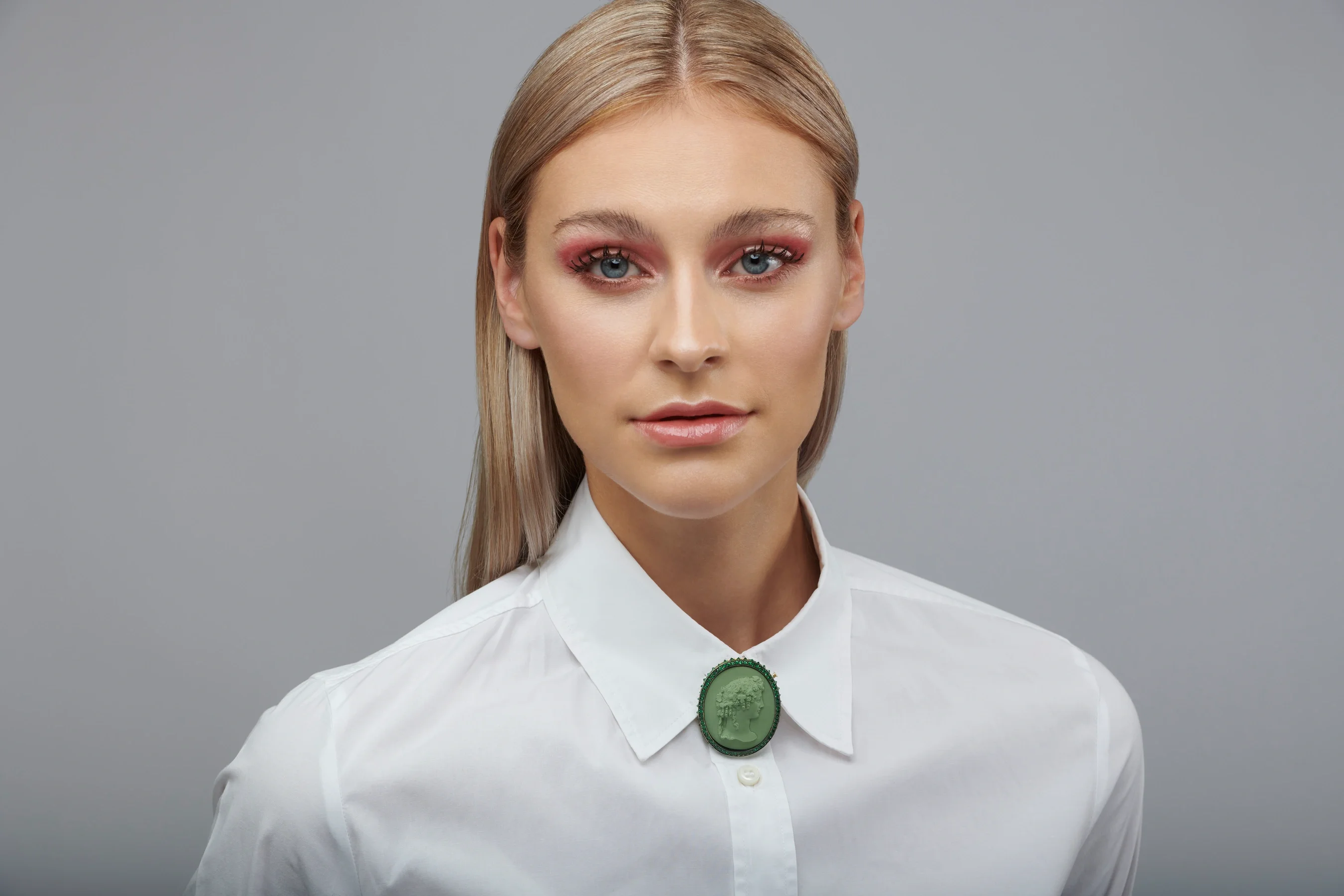 Tsavorite & Ceramic Cameo Heritage Brooch by Roell