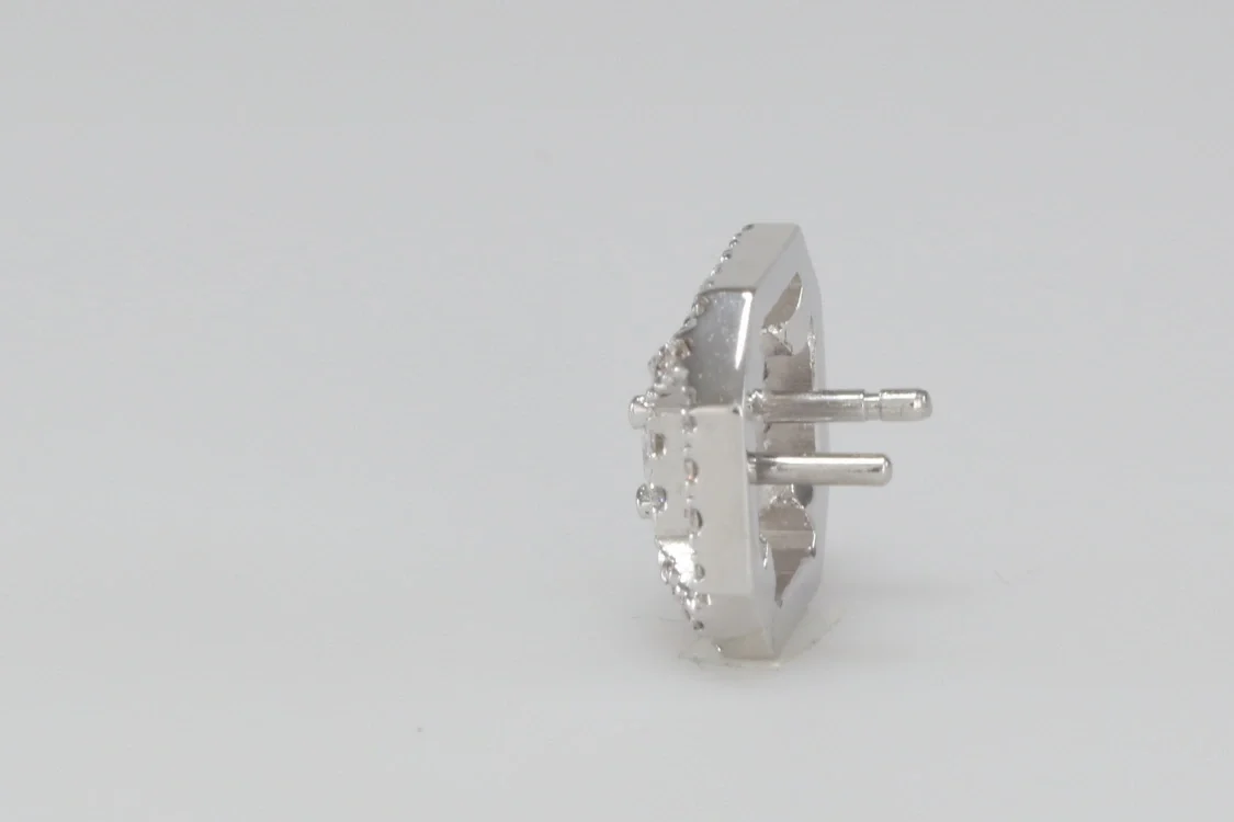 Turntable image 65