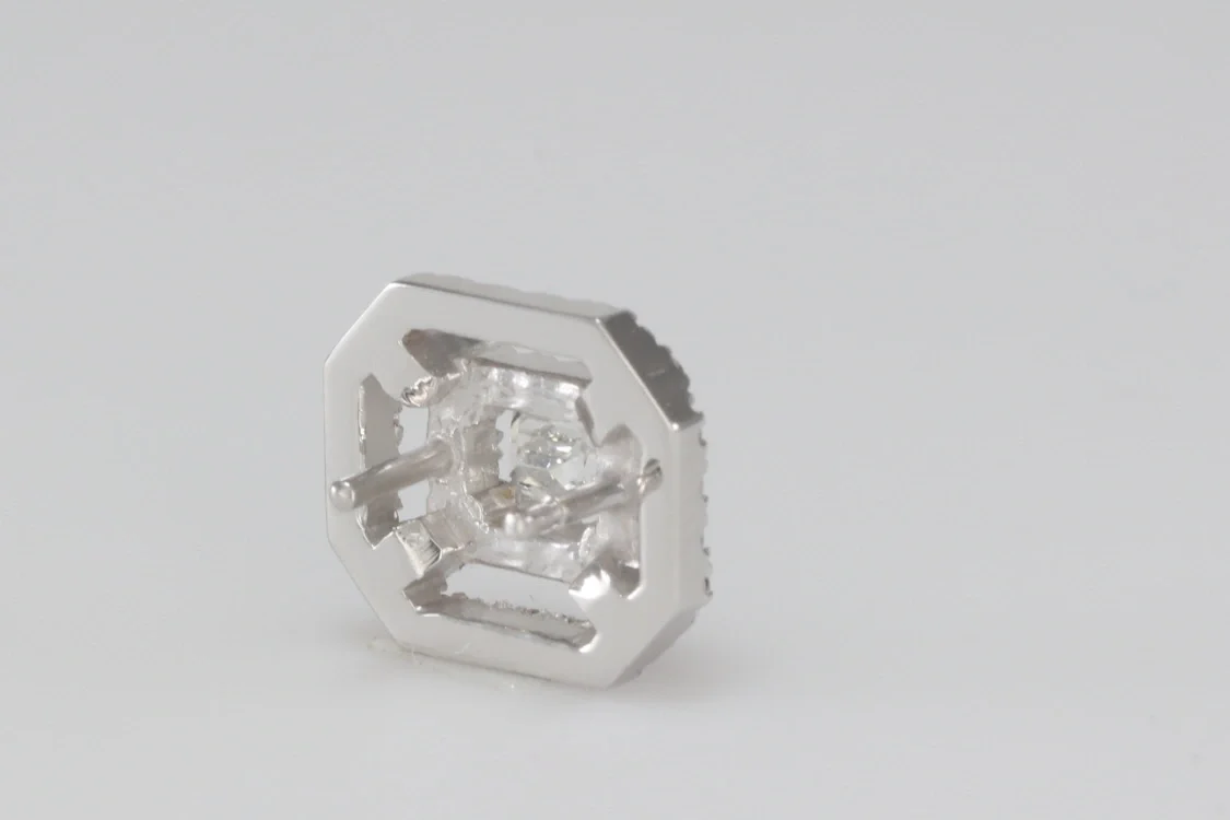 Turntable image 36