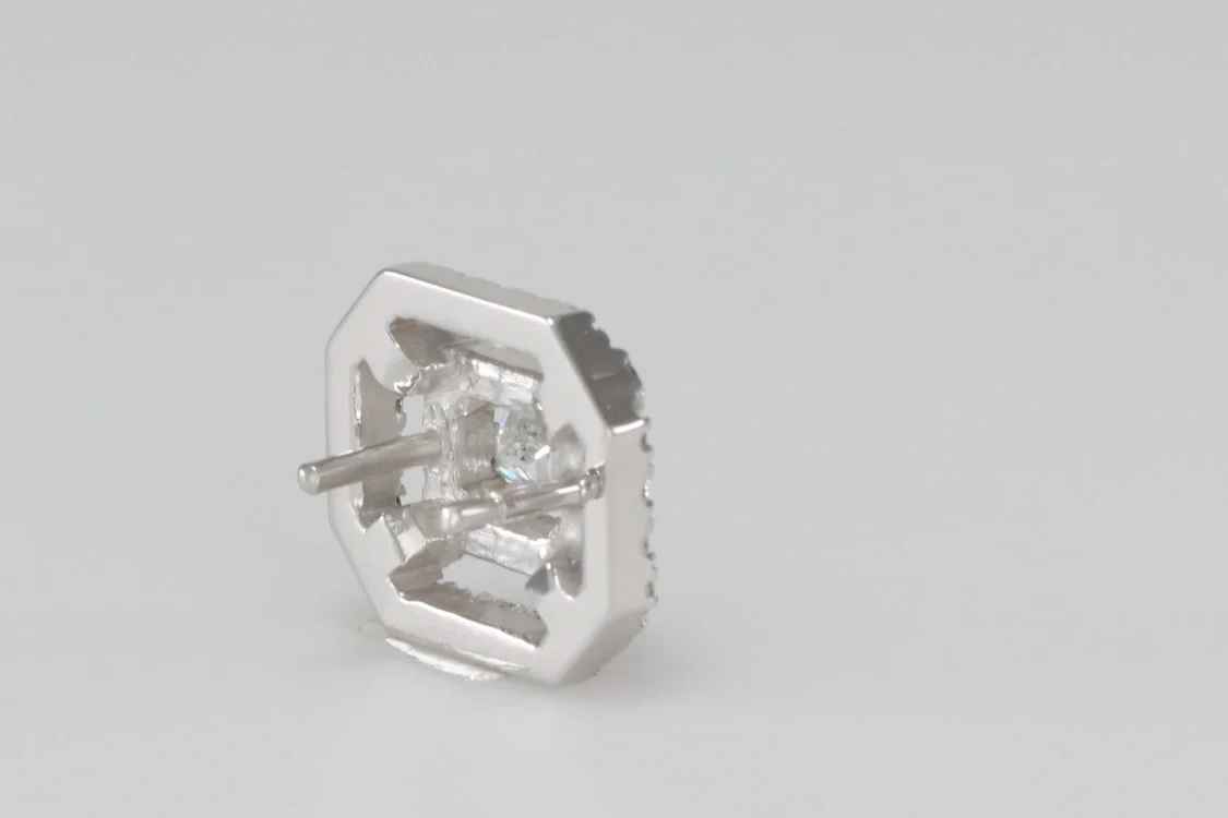 Turntable image 33