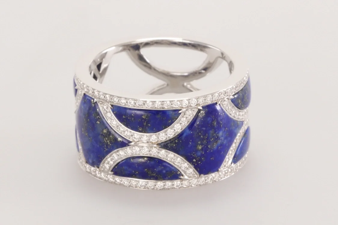 Turntable image 87