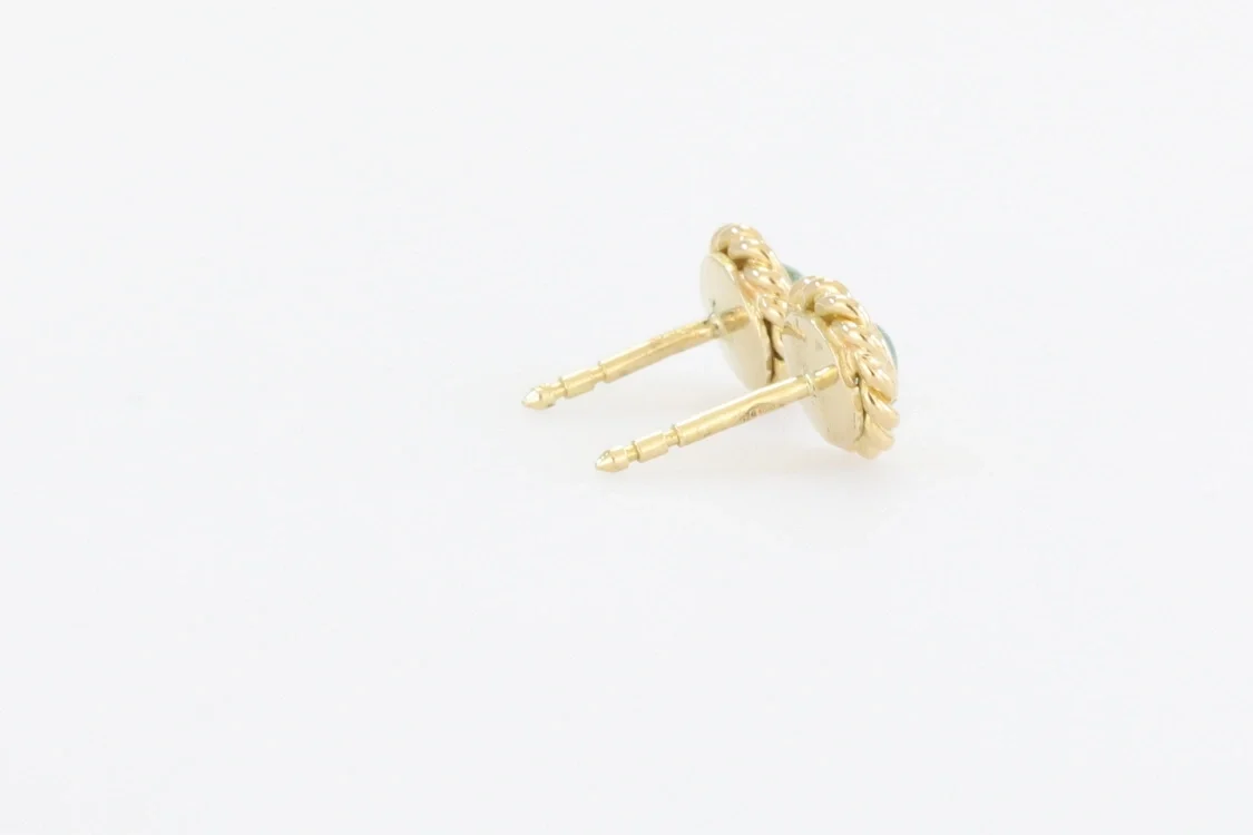 Turntable image 28