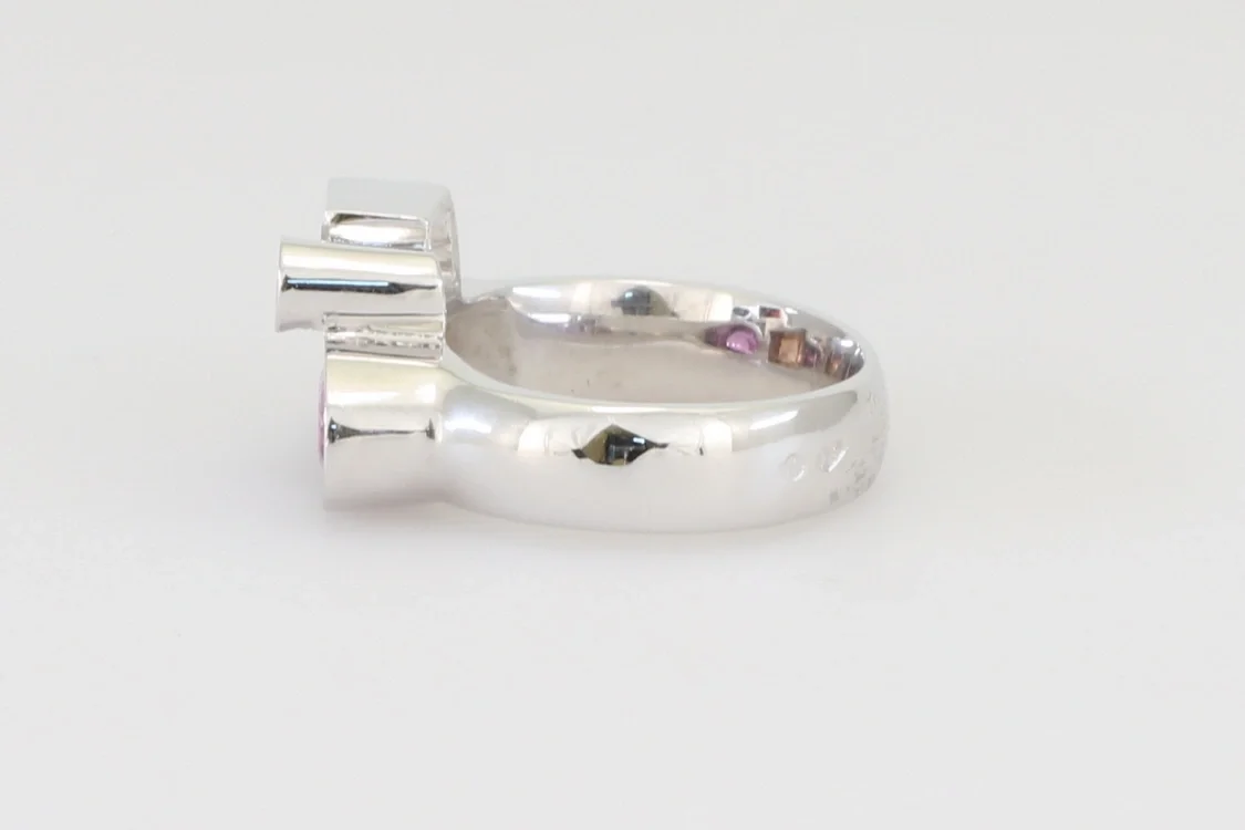 Turntable image 68