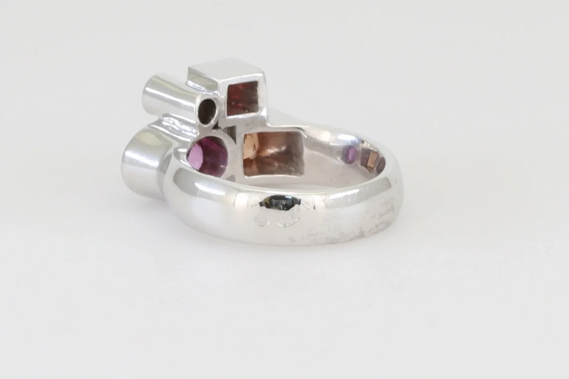 Turntable image 56