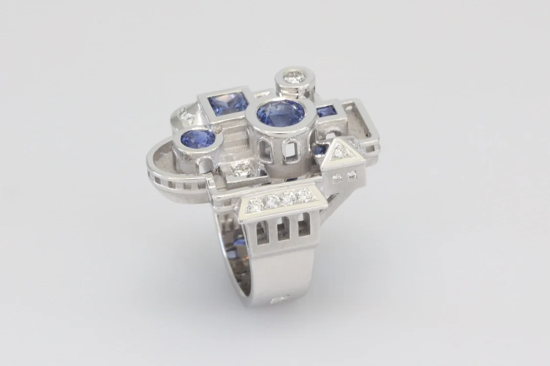 Turntable image 72