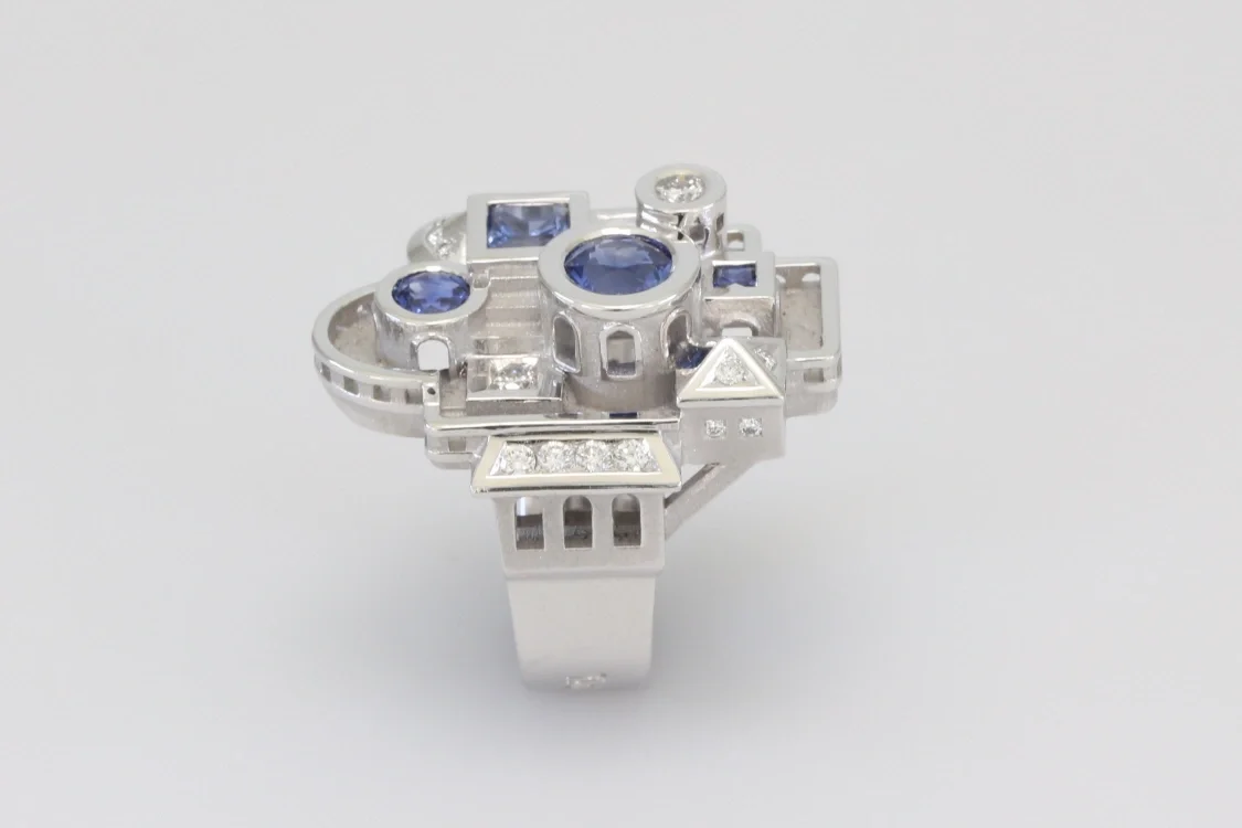 Turntable image 68