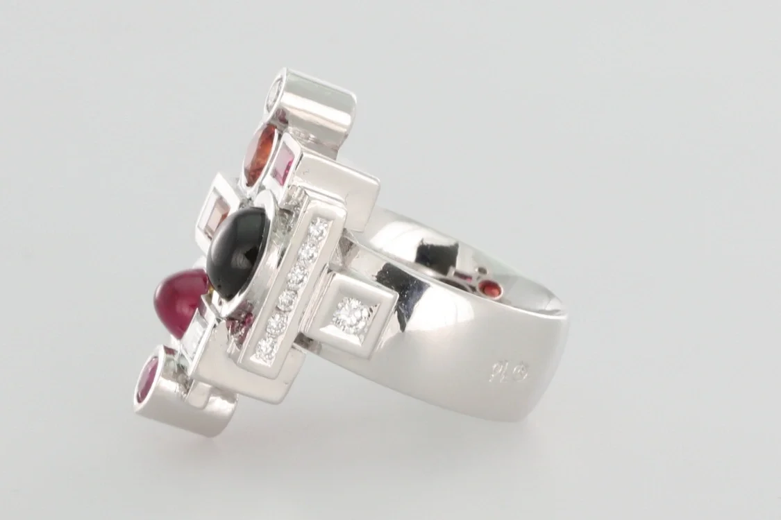 Turntable image 71