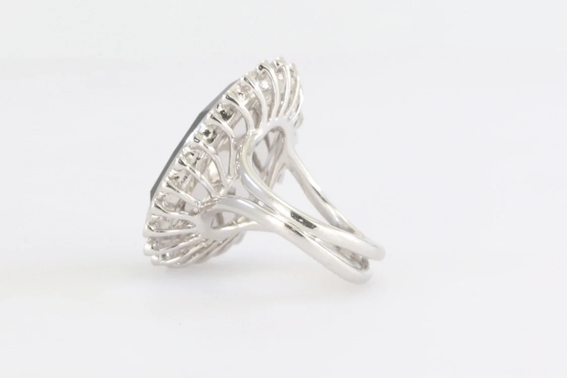 Turntable image 57