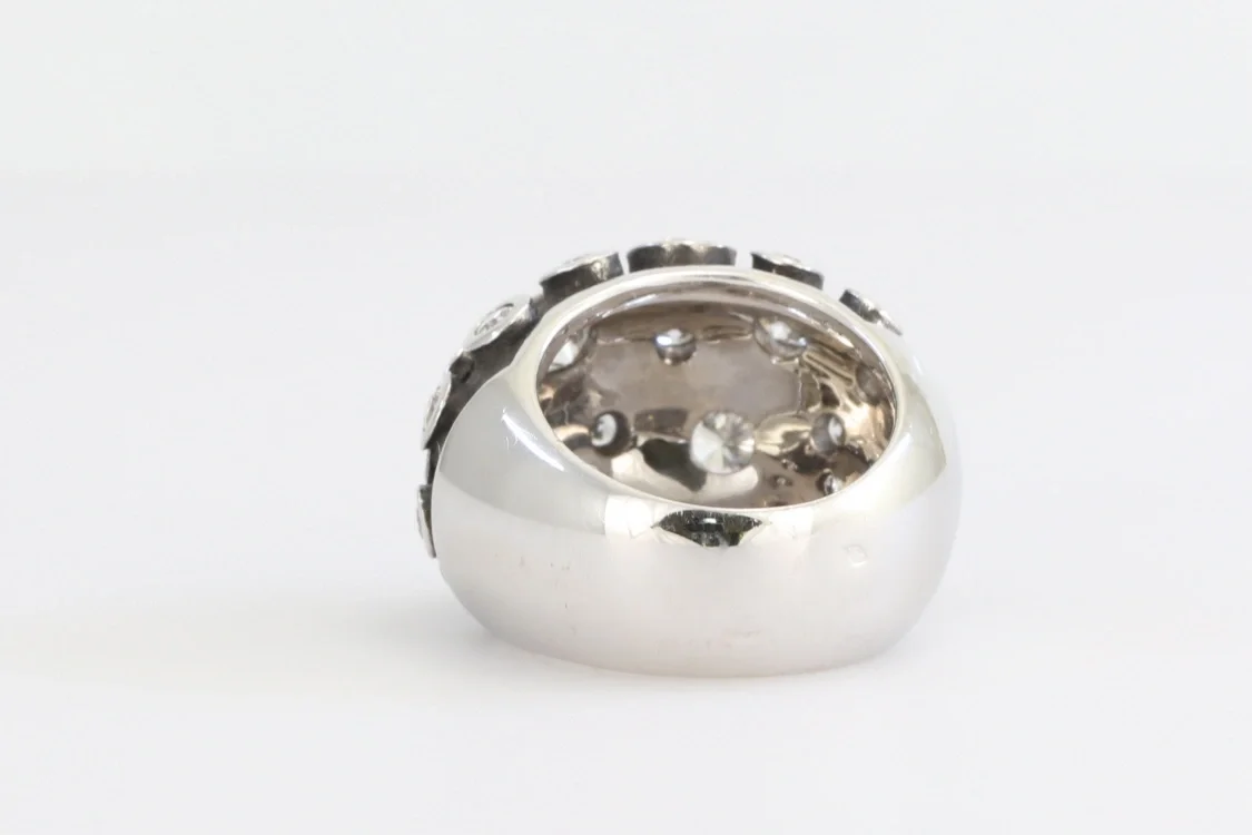Turntable image 48