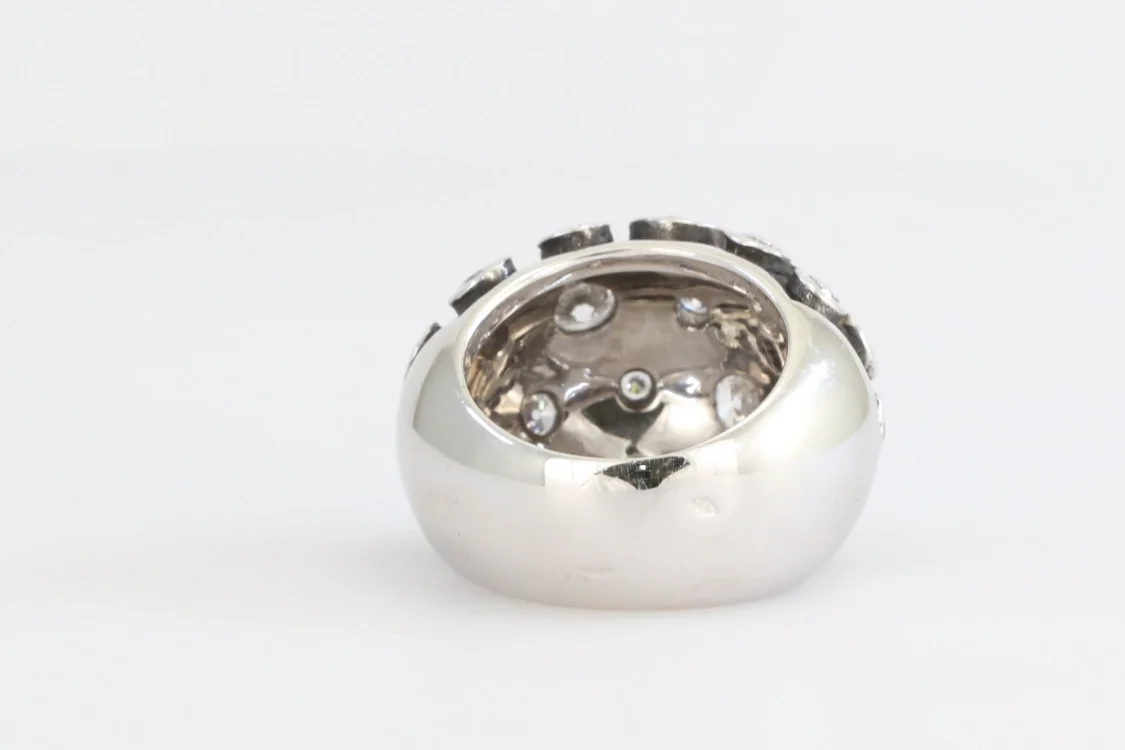 Turntable image 43