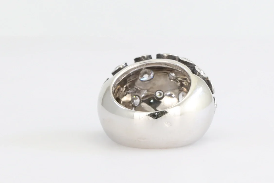 Turntable image 42