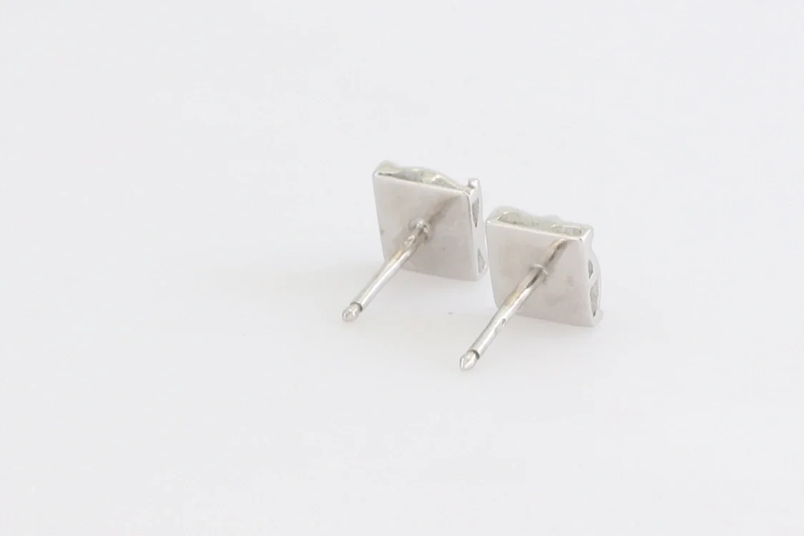 Turntable image 38