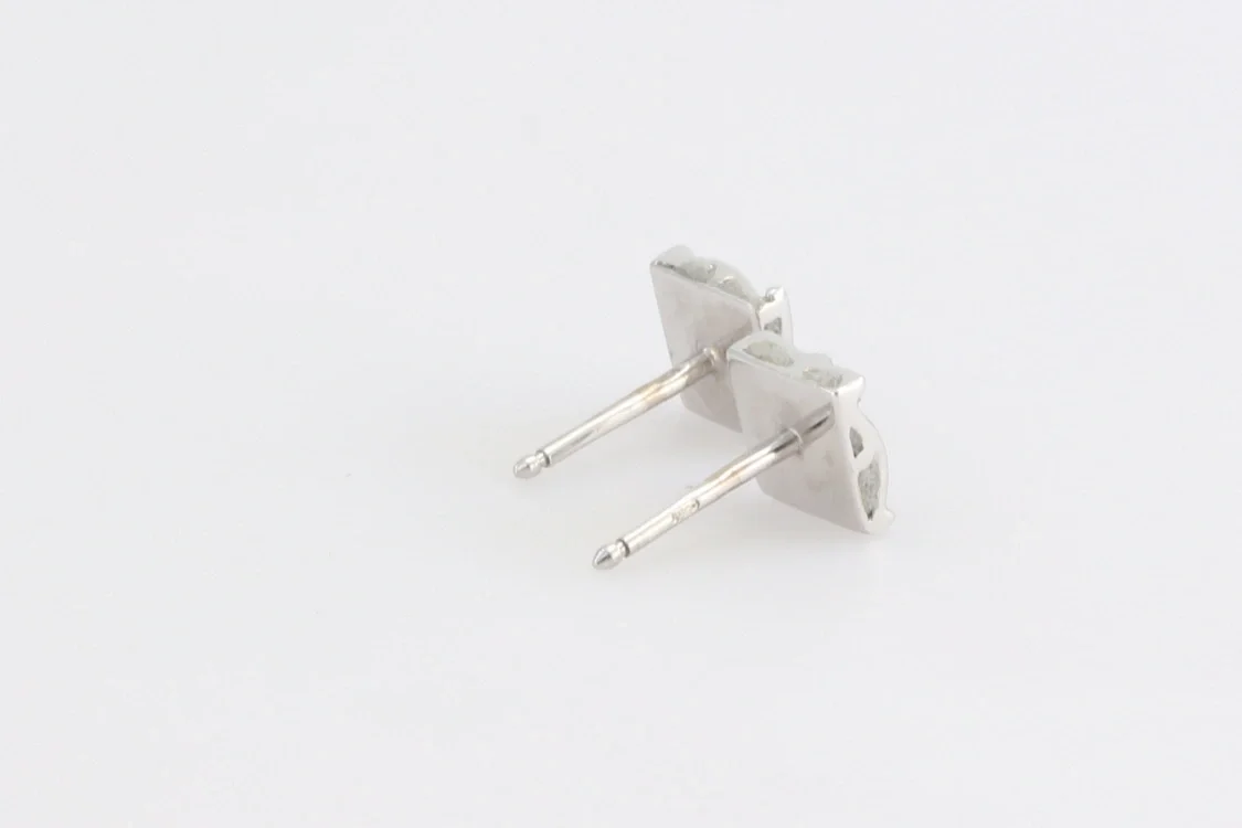 Turntable image 32
