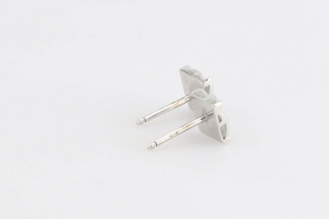Turntable image 30