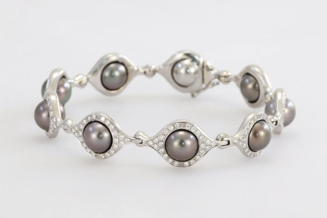 Turntable image 80
