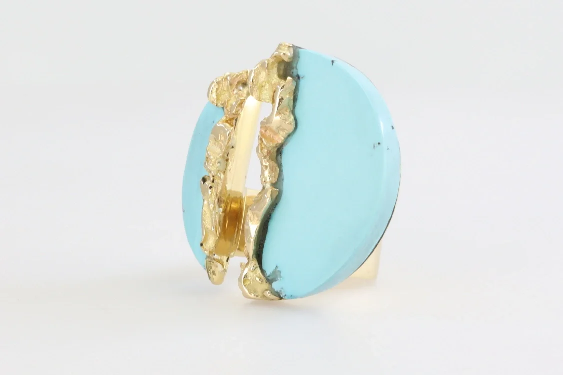 Turntable image 81