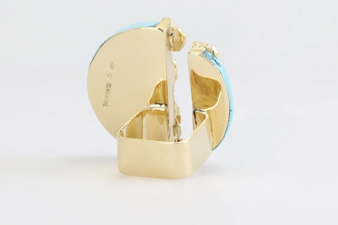 Turntable image 40