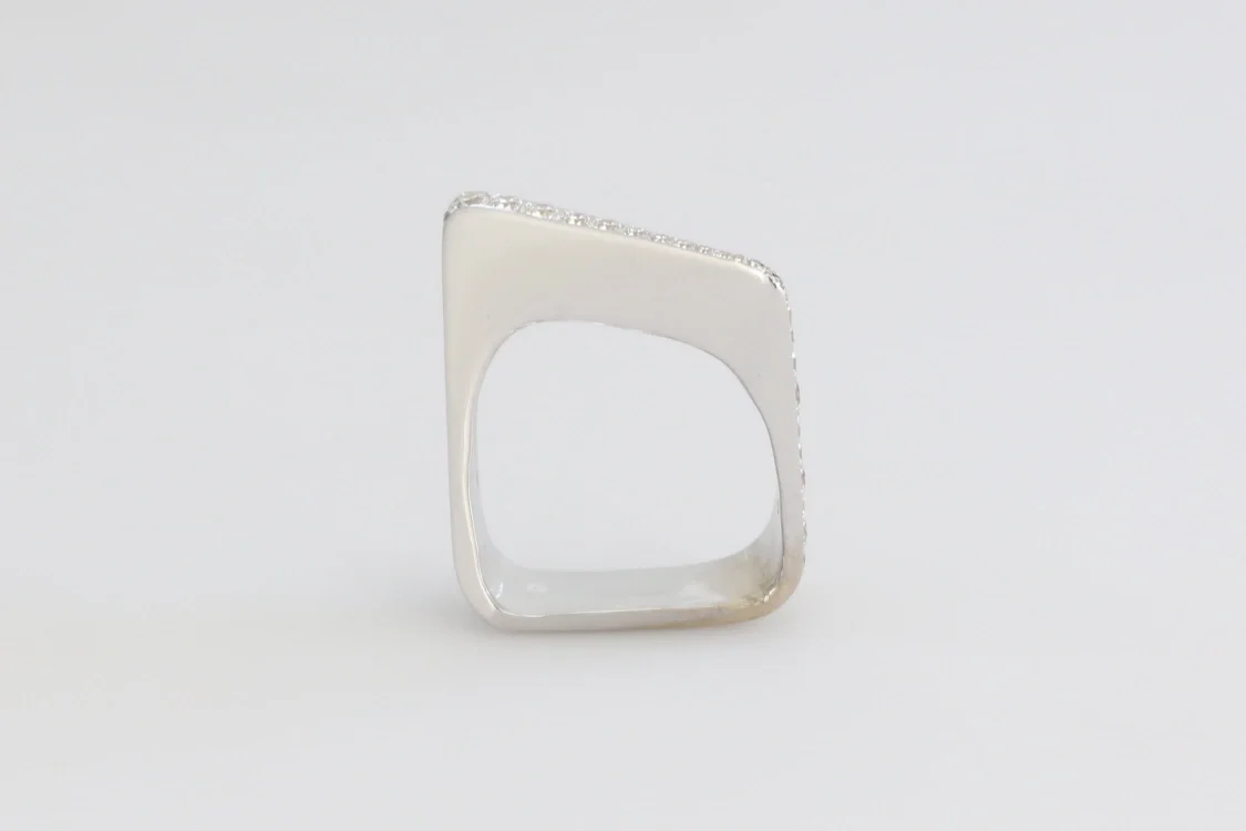 Turntable image 8