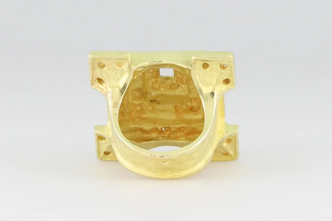 Turntable image 46