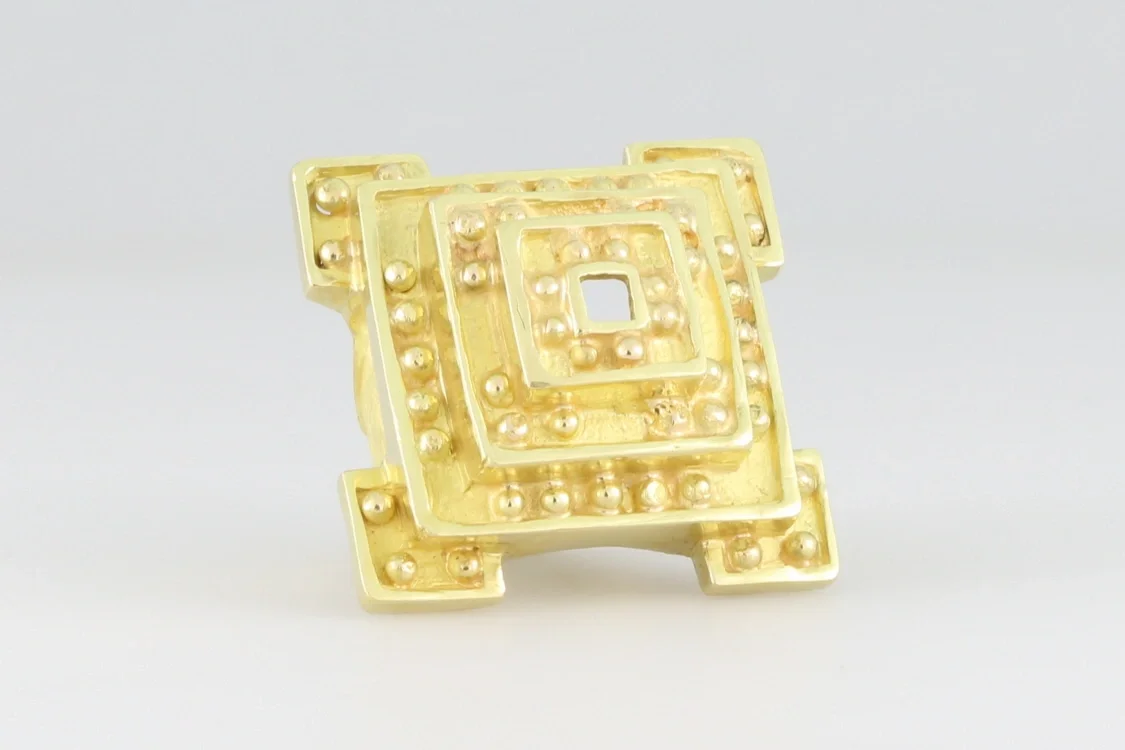 Turntable image 6