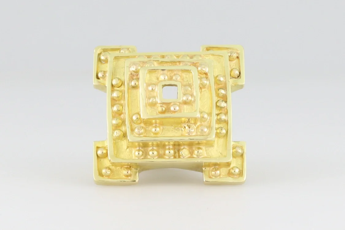 Turntable image 2