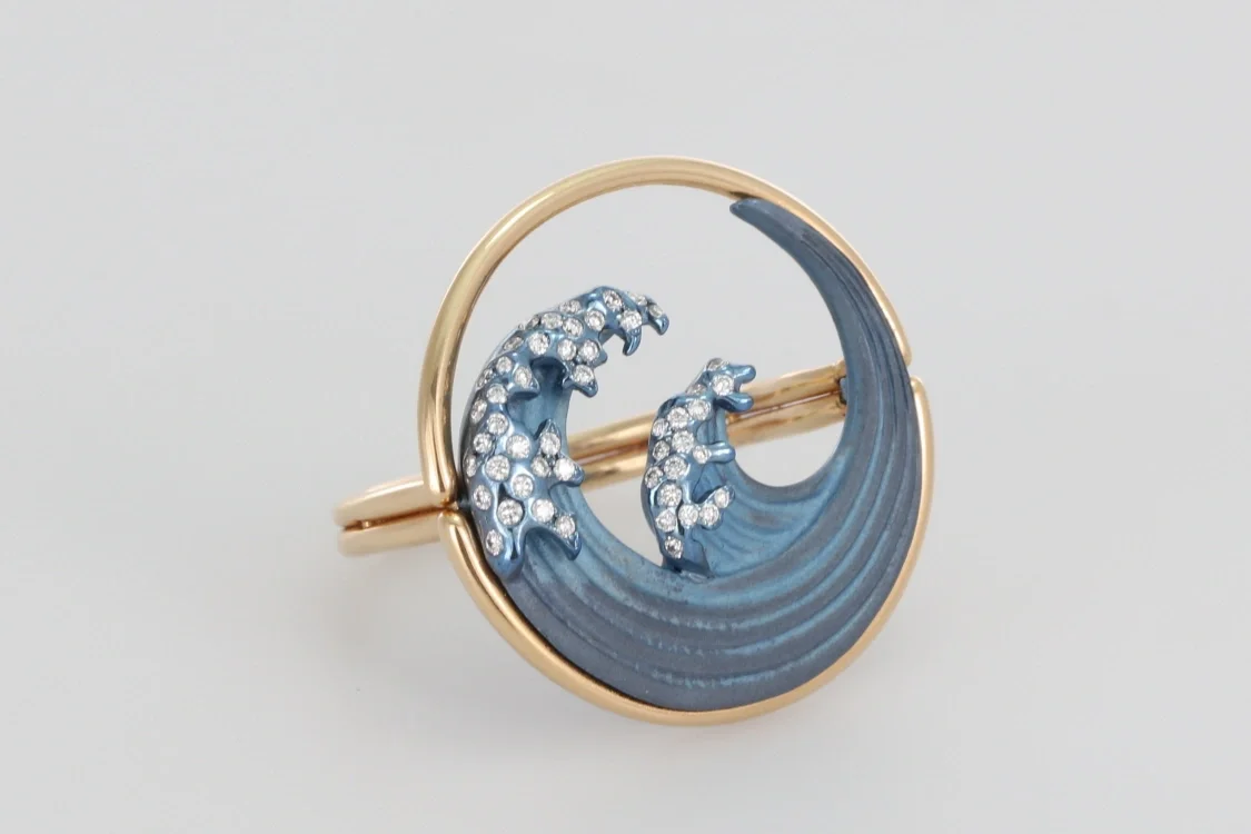 Turntable image 6