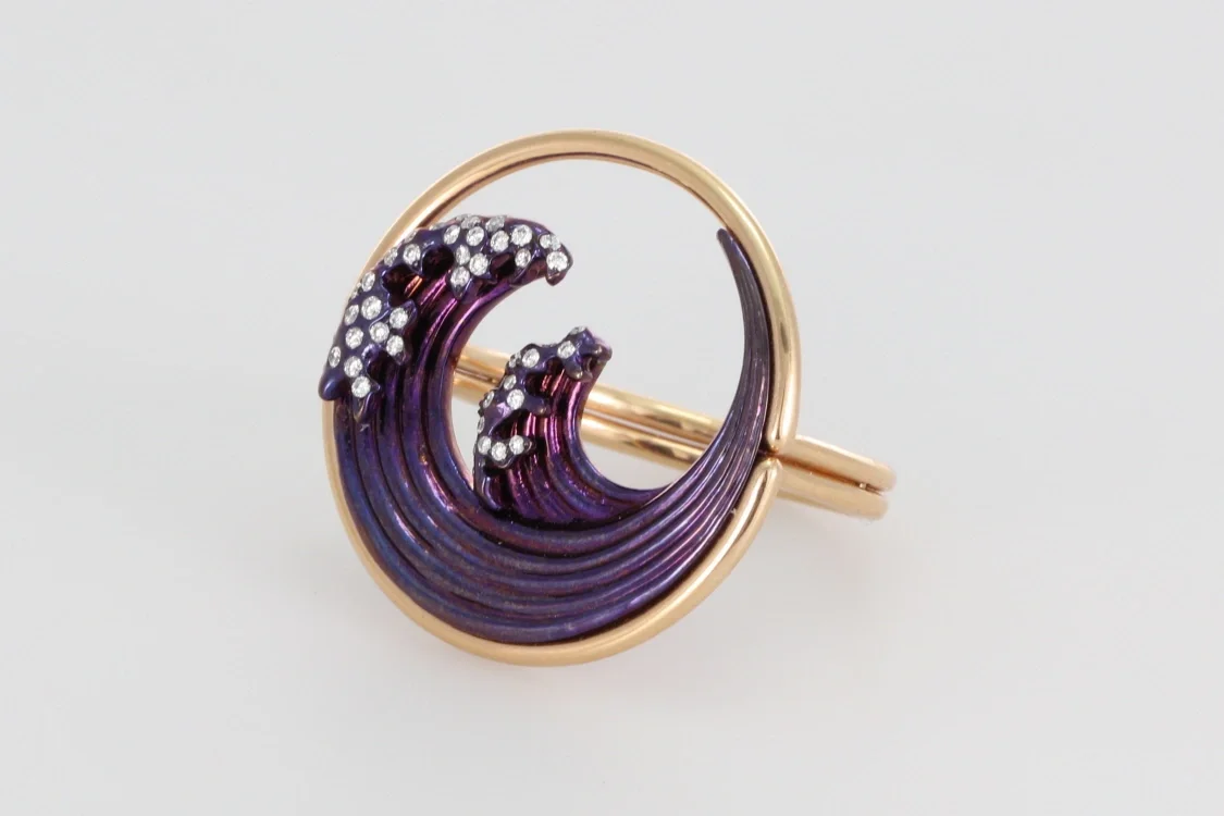 Turntable image 81