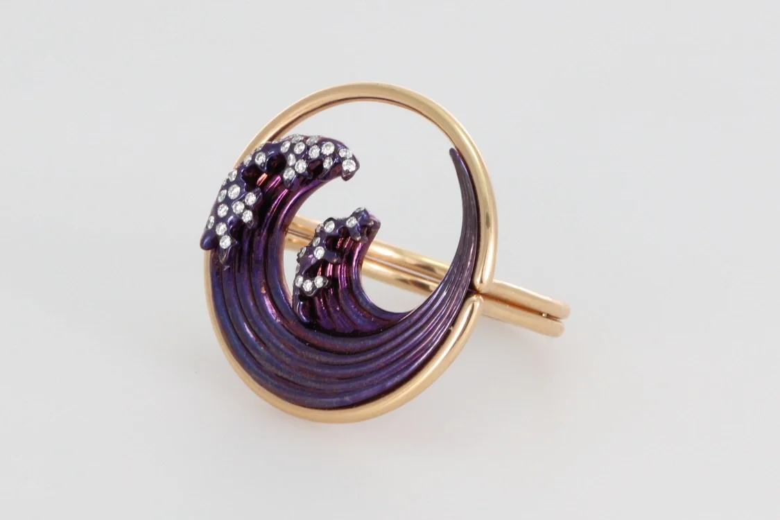 Turntable image 80