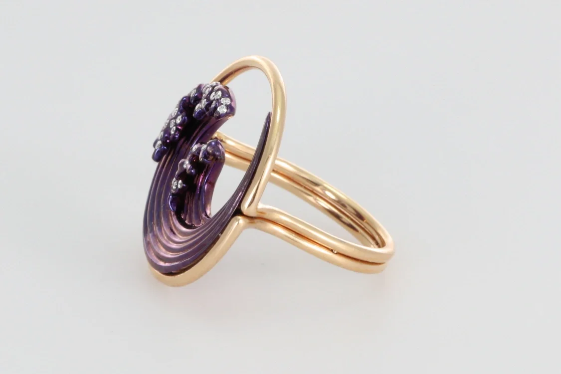 Turntable image 71