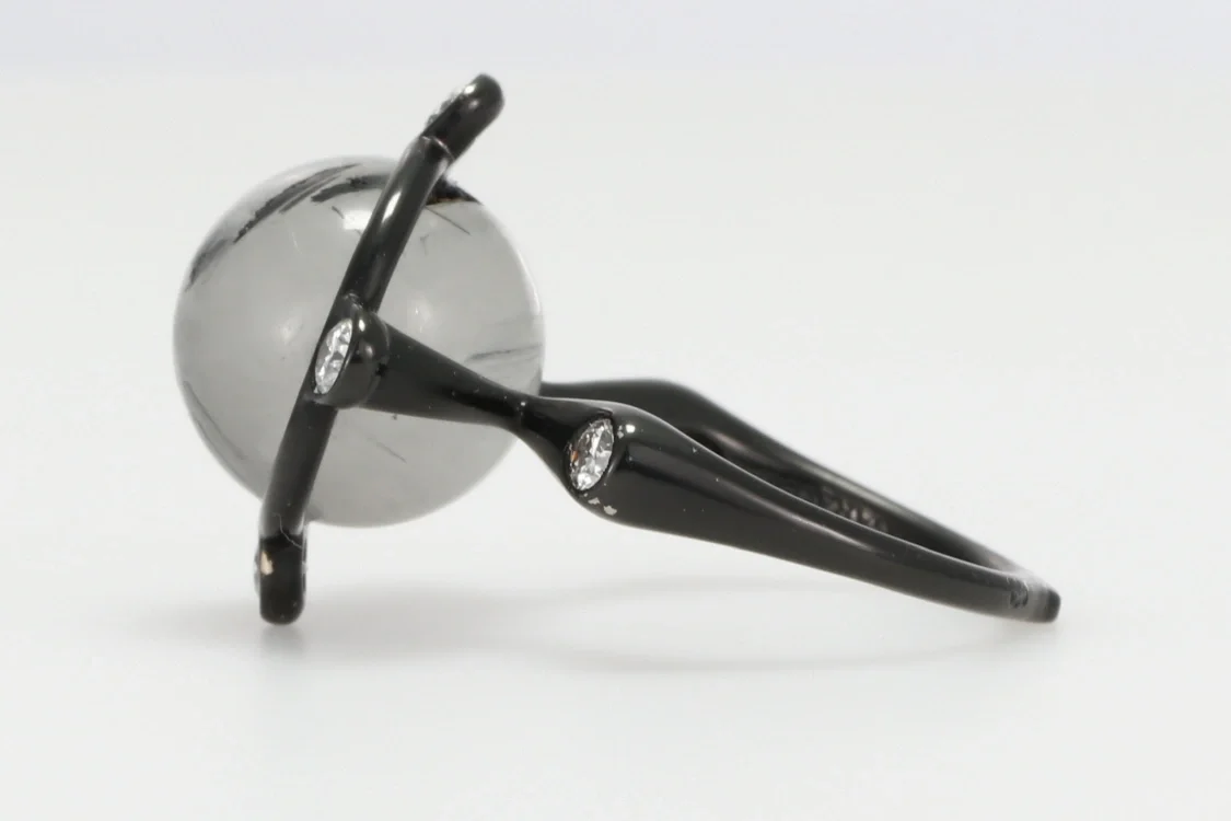 Turntable image 74