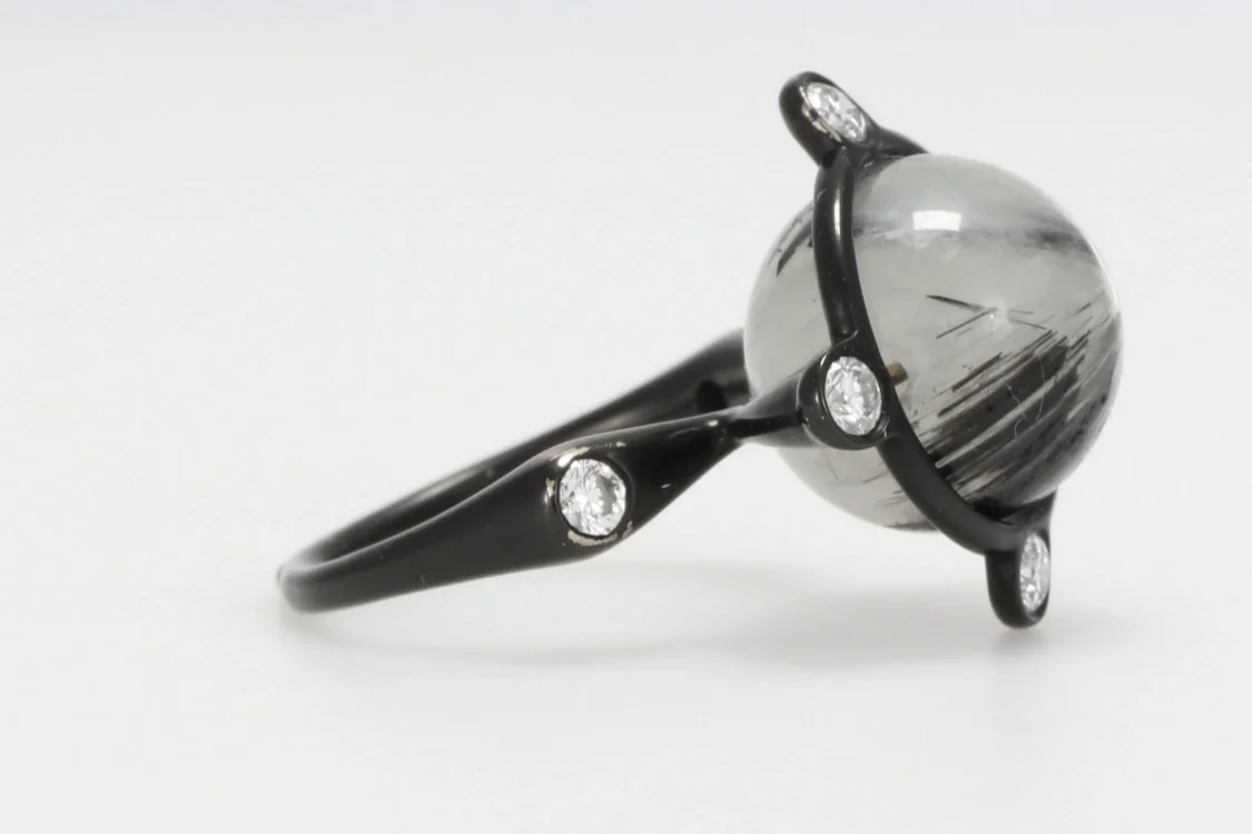 Turntable image 25