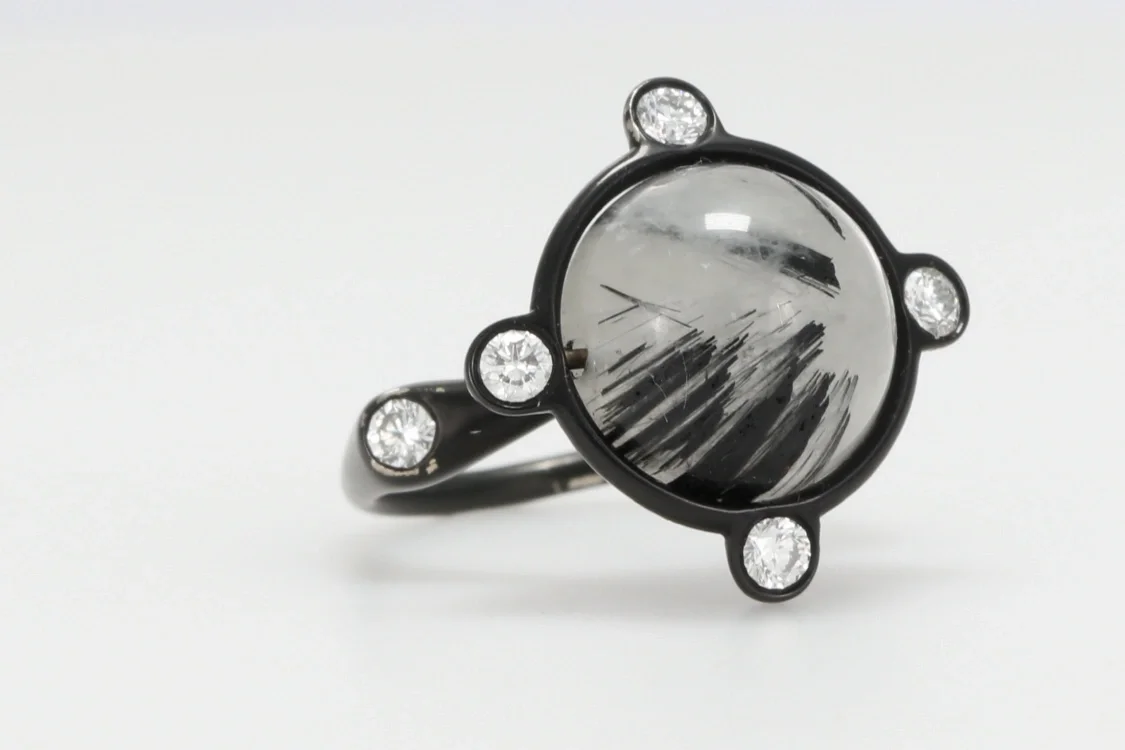 Turntable image 13