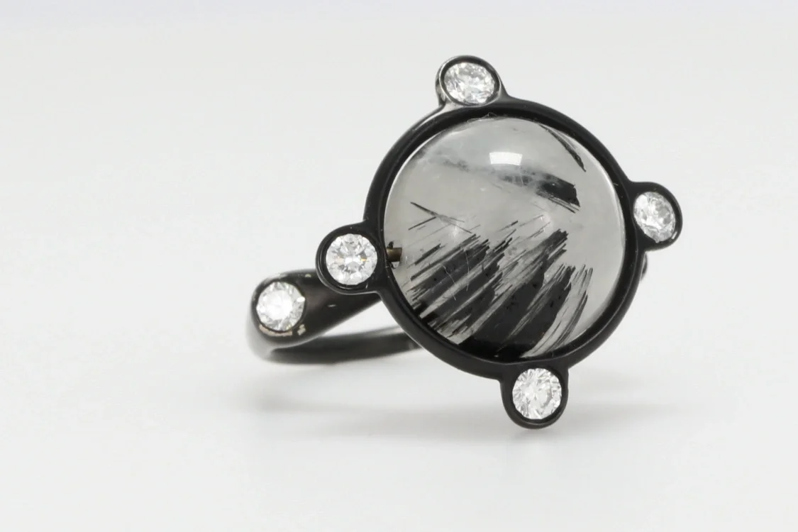 Turntable image 12
