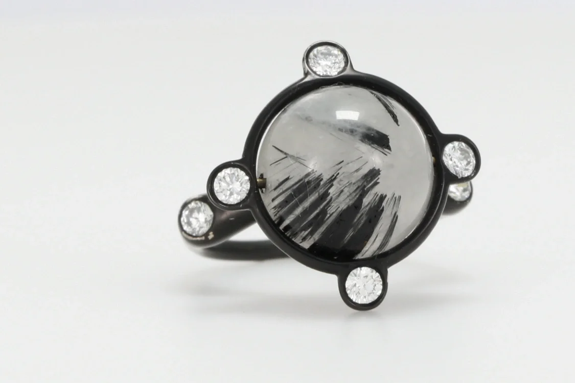 Turntable image 10