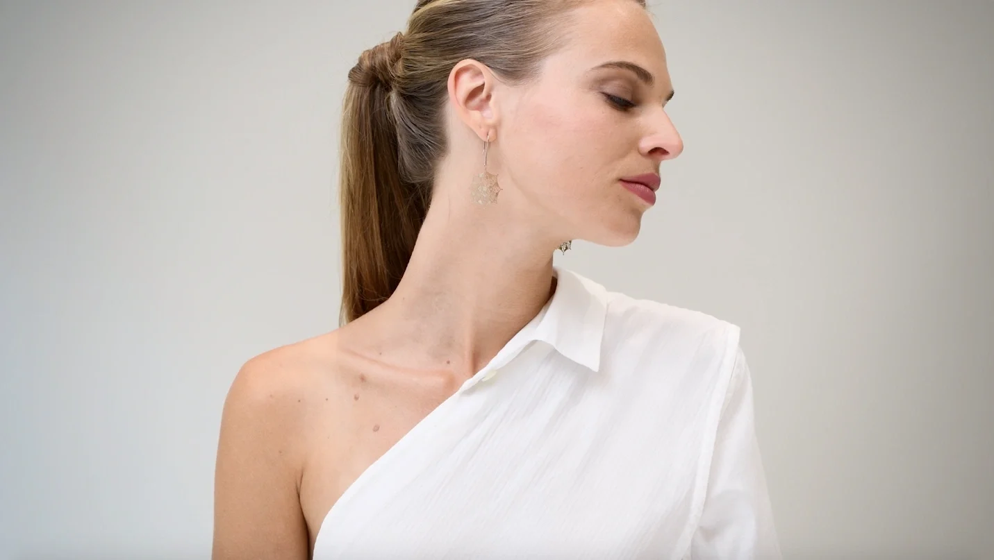 Eloïse Gold Lace Earrings by Sara Bran