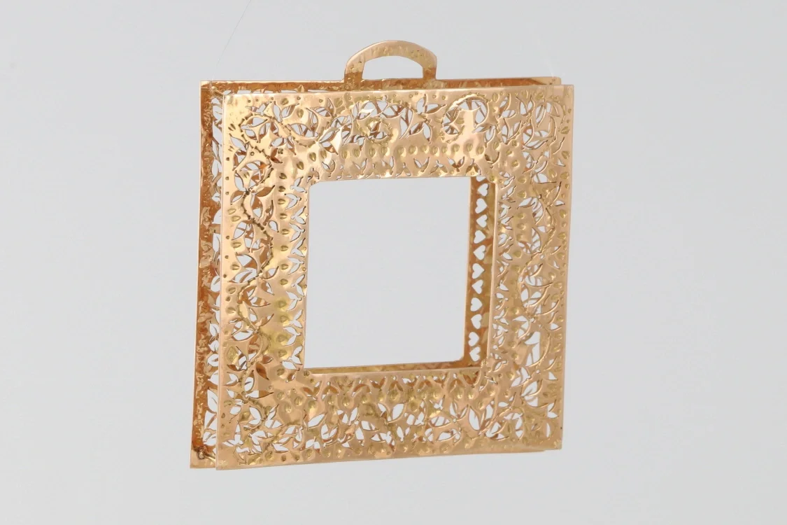 Turntable image 48
