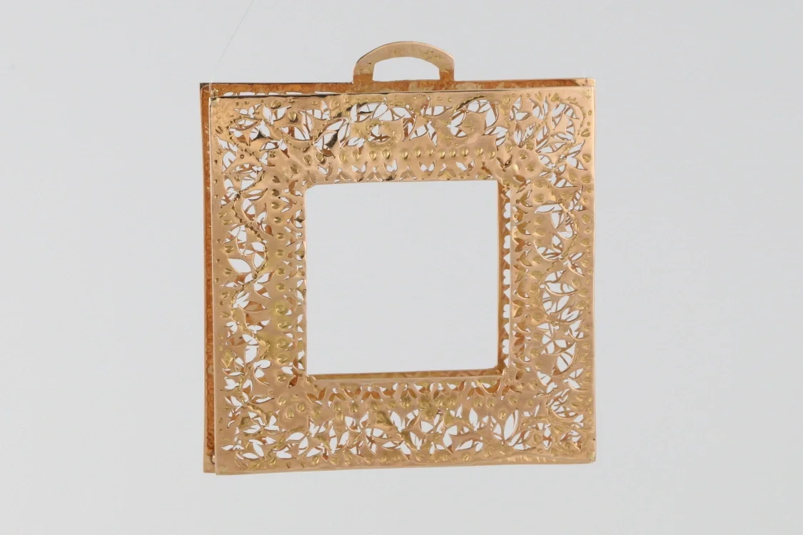 Turntable image 44