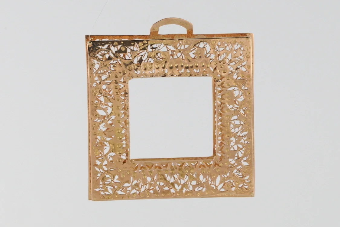 Turntable image 43