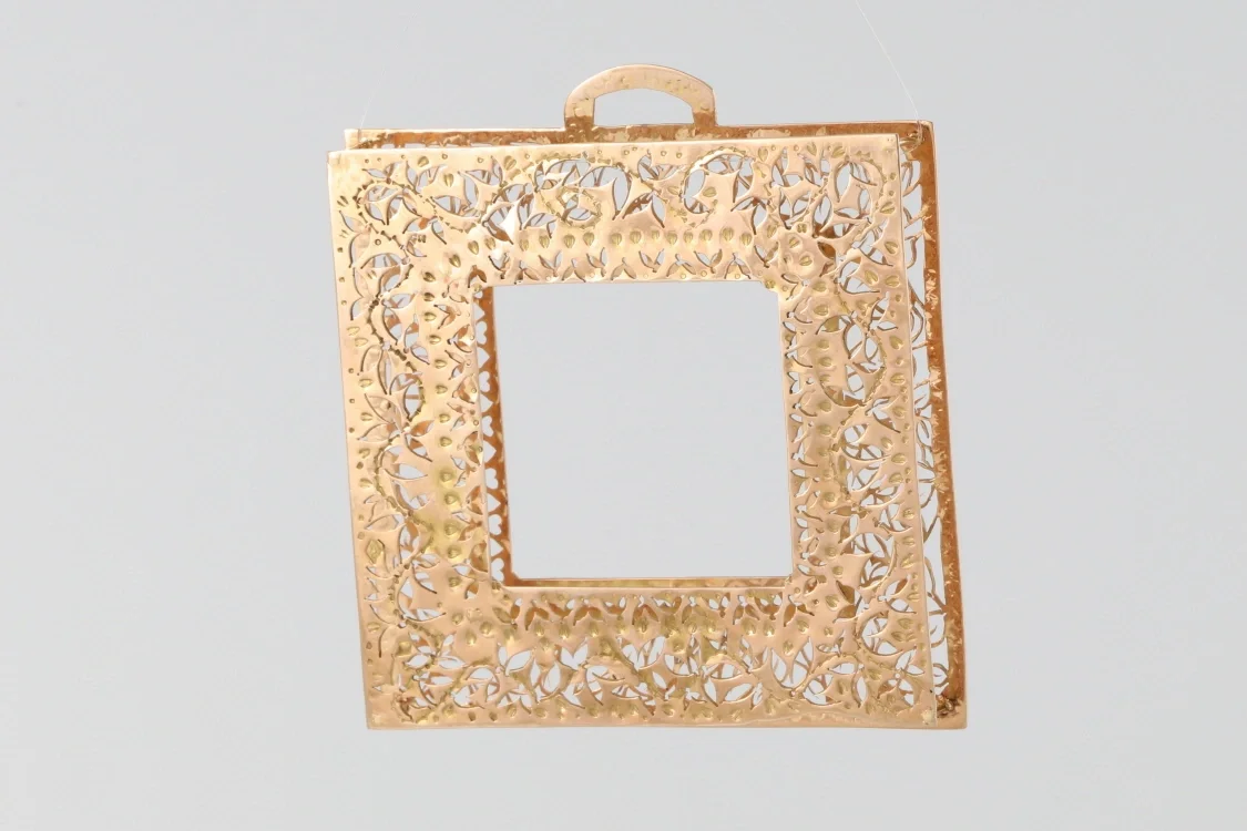 Turntable image 38